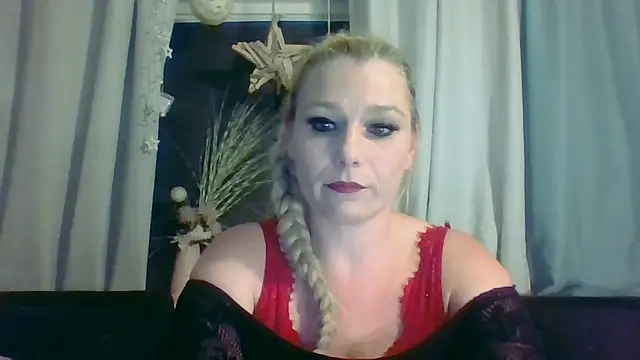 Snapshot of DevilsAngel13 chatting on September 2025 07:51:02 PM DevilsAngel13 online show from September 2025 07:51:02 PM