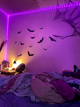 Nina-Chick777 online show from October 2025 12:33:01 AM