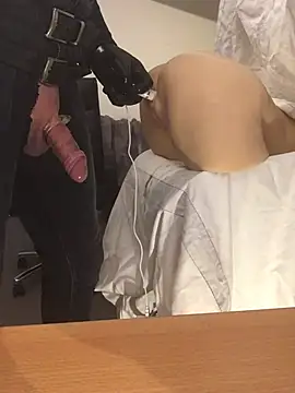 Snapshot of Inseminator69 chatting on January 2025 12:20:01 PM Inseminator69 online show from January 2025 12:20:01 PM