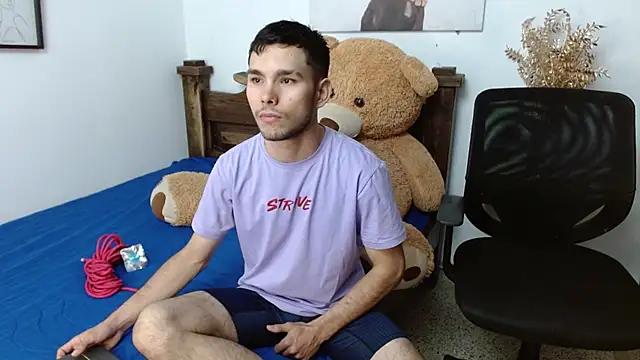 Snapshot of sebas_mds chatting on February 2025 12:58:01 PM sebas mds online show from February 2025 12:58:01 PM