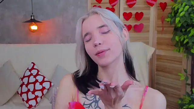 as1an girlfriend online show from February 2025 04:09:02 AM