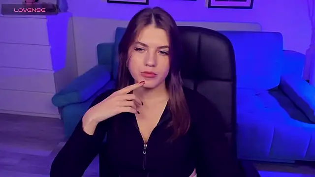 Snapshot of BellaSweetHeart chatting on November 2025 06:55:02 PM BellaSweetHeart online show from November 2025 06:55:02 PM