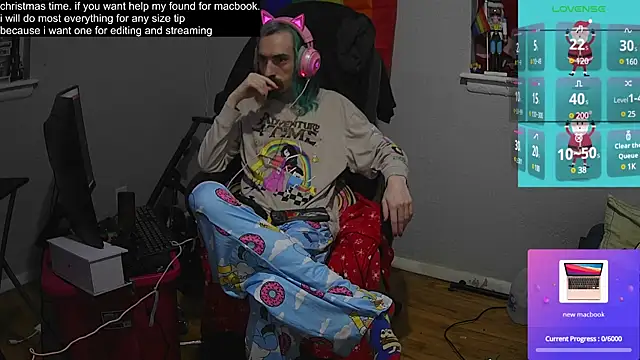 tallnerdyguy online show from December 2024 02:09:02 AM