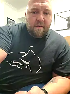 Strong Bear89 online show from December 2024 06:01:02 AM