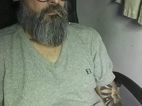 Snapshot of cabine103 chatting on November 2025 02:34:01 AM cabine103 online show from November 2025 02:34:01 AM