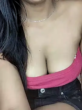 Snapshot of Indian_lovly chatting on January 2025 05:55:02 PM Indian lovly online show from January 2025 05:55:02 PM