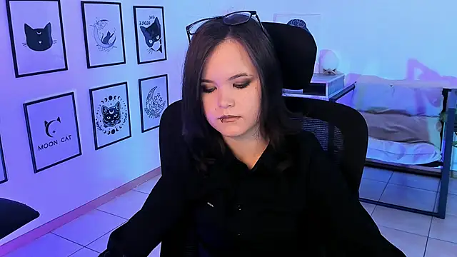 Elainebeness online show from February 2025 05:57:02 AM