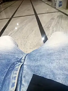 Snapshot of 1010SumiT chatting on March 2025 04:51:01 PM 1010SumiT online show from March 2025 04:51:01 PM