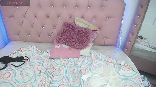 Kathleen Rodriguez online show from December 2024 07:20:02 AM