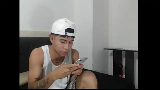 Snapshot of logannth chatting on October 2025 04:46:02 AM logannth online show from October 2025 04:46:02 AM