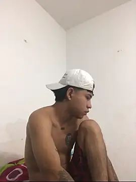 Snapshot of logannth chatting on November 2025 09:05:02 PM logannth online show from November 2025 09:05:02 PM