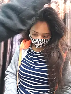 bigtitsqueen online show from January 2025 05:44:02 AM