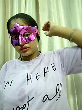 bigtitsqueen online show from September 2025 03:55:02 AM