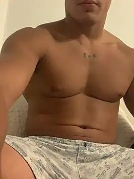 Snapshot of Babzinho_ chatting on December 2024 03:19:01 AM Babzinho online show from December 2024 03:19:01 AM