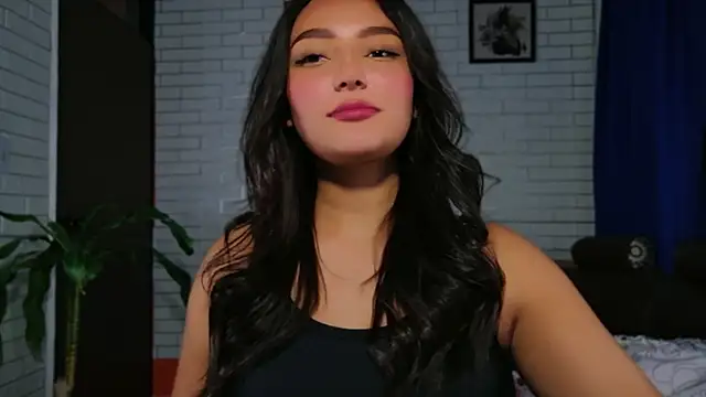 Afrodita Shalom online show from November 2025 04:44:01 AM