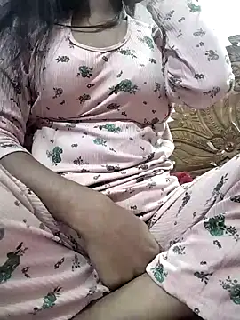 Cute-Lina online show from December 2024 06:56:02 PM