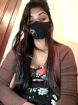 Cute-Lina online show from December 2024 03:42:02 PM