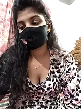 Cute-Lina online show from January 2025 06:38:01 PM