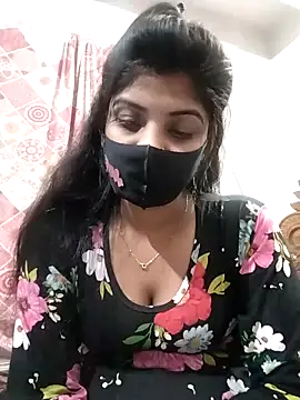 Cute-Lina online show from January 2025 07:00:02 PM