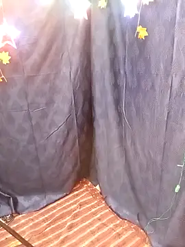 Stripy Doll online show from January 2025 04:39:01 PM