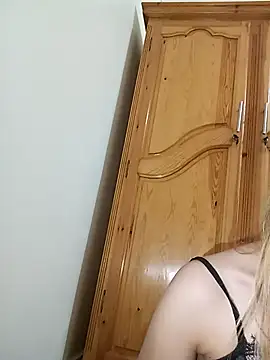 barbieelove online show from September 2025 04:34:02 AM