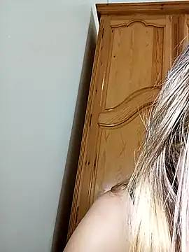 barbieelove online show from September 2025 02:51:01 PM