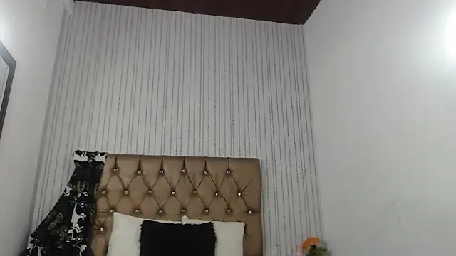 veneno hot online show from December 2024 02:08:02 PM