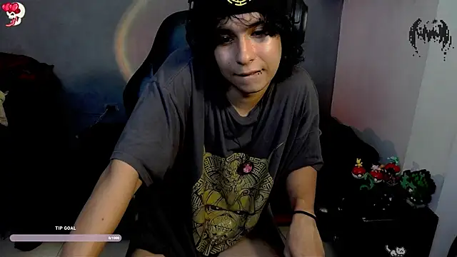 Snapshot of kairozz chatting on January 2025 10:57:01 PM kairozz online show from January 2025 10:57:01 PM