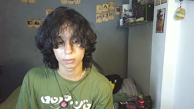 Snapshot of kairozz chatting on February 2025 08:44:02 PM kairozz online show from February 2025 08:44:02 PM