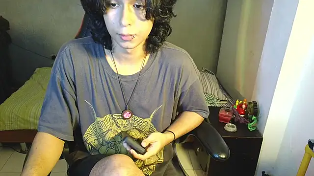 Snapshot of kairozz chatting on February 2025 07:37:02 PM kairozz online show from February 2025 07:37:02 PM