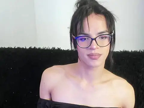 Snapshot of kerly_monroe chatting on October 2025 08:21:02 PM kerly monroe online show from October 2025 08:21:02 PM