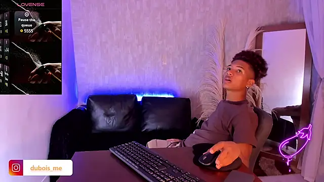 dubois men online show from January 2025 07:54:01 PM