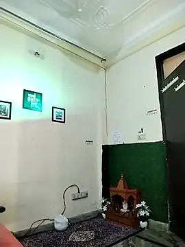 Snapshot of royaldoll-143 chatting on March 2025 03:42:01 PM royaldoll-143 online show from March 2025 03:42:01 PM