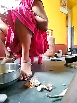 Snapshot of royaldoll-143 chatting on November 2025 05:18:02 AM royaldoll-143 online show from November 2025 05:18:02 AM