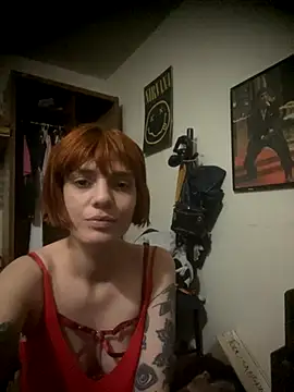 spacegirlll online show from September 2025 07:15:01 PM