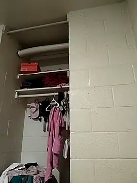 Snapshot of TickleMeKink chatting on October 2025 11:18:02 AM TickleMeKink online show from October 2025 11:18:02 AM