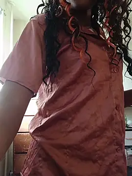 Snapshot of TickleMeKink chatting on November 2025 01:55:02 PM TickleMeKink online show from November 2025 01:55:02 PM