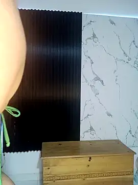 mile uribe online show from October 2025 03:16:02 AM