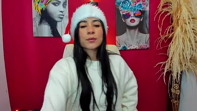 ChloeTurner  online show from December 2024 12:22:02 PM
