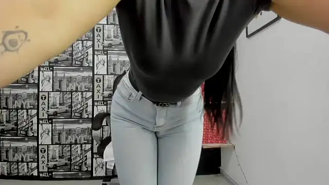 ChloeTurner  online show from December 2024 12:56:02 PM
