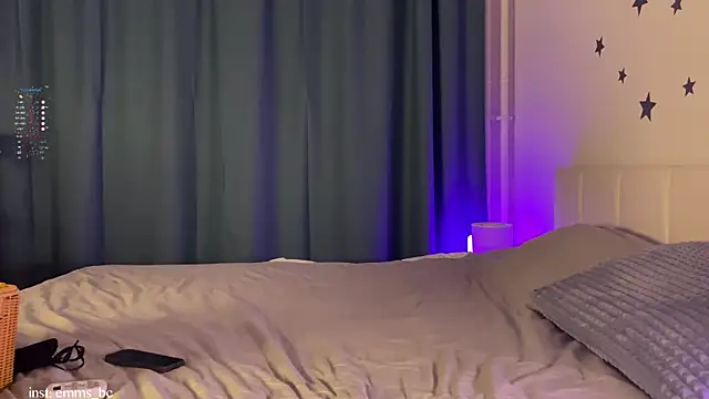 Snapshot of emmsee chatting on November 2025 04:29:01 PM emmsee online show from November 2025 04:29:01 PM