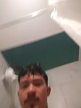 Snapshot of Kevin-Ferrari chatting on November 2025 02:31:02 AM Kevin-Ferrari online show from November 2025 02:31:02 AM