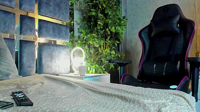 Snapshot of marc_ginale chatting on November 2025 03:09:01 AM marc ginale online show from November 2025 03:09:01 AM