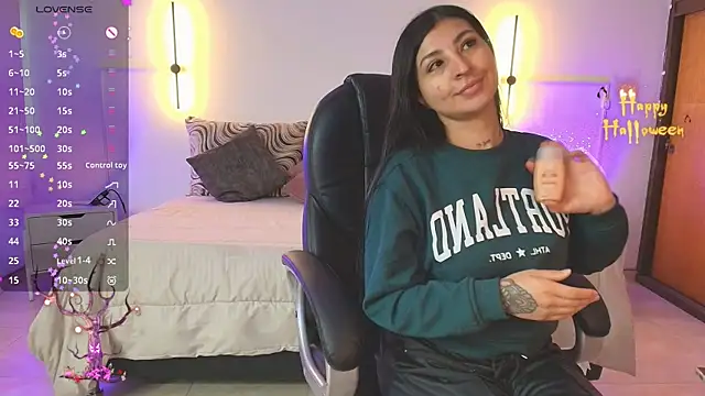 Snapshot of _gaby2 chatting on October 2025 11:33:02 AM gaby2 online show from October 2025 11:33:02 AM