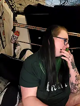 Snapshot of Bunny_Cummings chatting on October 2025 09:00:01 AM Bunny Cummings online show from October 2025 09:00:01 AM