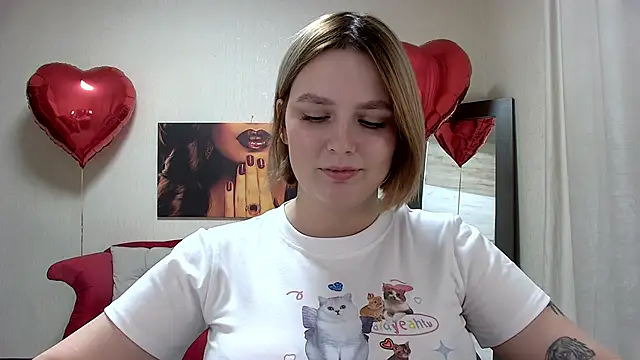 Snapshot of DianeMills chatting on February 2025 07:41:01 PM DianeMills online show from February 2025 07:41:01 PM