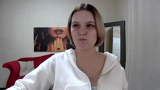 Snapshot of DianeMills chatting on March 2025 11:56:02 PM DianeMills online show from March 2025 11:56:02 PM