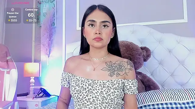 serena jeyms online show from December 2024 07:44:01 PM