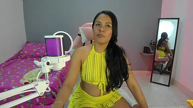 nicol jone1 online show from January 2025 03:05:02 AM