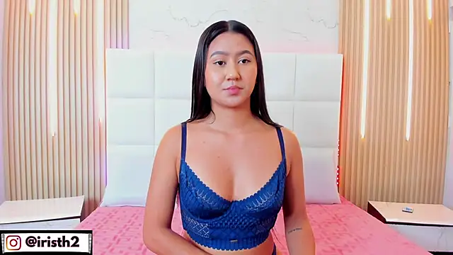 Snapshot of Iris_Thompson_ chatting on October 2025 04:42:01 AM Iris Thompson online show from October 2025 04:42:01 AM